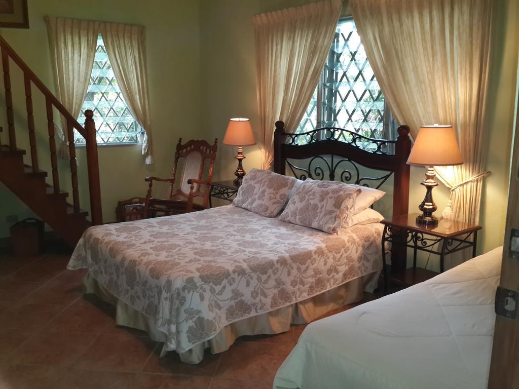 Park Eden Bed&Breakfast Los Llanitos Zimmer foto